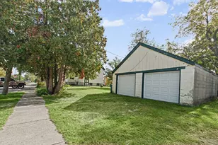1322 Main St, Crete, IL 60417 - Photo 29