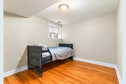2319 W Rosemont Avenue #G, Chicago, IL 60645 - Photo 9