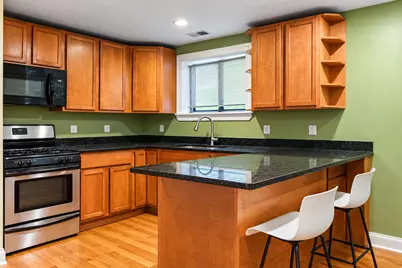 2319 W Rosemont Avenue #G, Chicago, IL 60645 - Photo 3