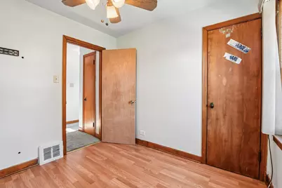 9739 S Woodlawn Avenue, Chicago, IL 60628 - Photo 15