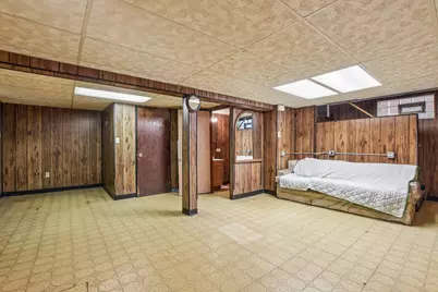 9739 S Woodlawn Avenue, Chicago, IL 60628 - Photo 17