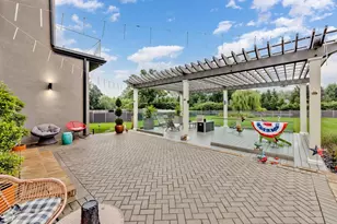 1341 Pfingsten Rd, Northbrook, IL 60062 - Photo 59