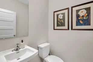303 Snowdrop Ln, Elgin, IL 60124 - Photo 15