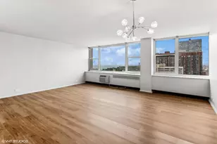 4250 N Marine Dr, Chicago, IL 60613 - Photo 3