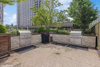 4250 N Marine Drive #1804, Chicago, IL 60613 - Photo 13