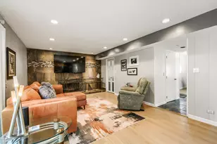4511 Crab Orchard Dr, Hoffman Estates, IL 60192 - Photo 3