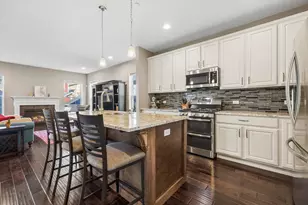 26 N Dryden Pl, Arlington Heights, IL 60004 - Photo 5