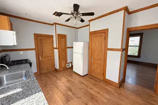 838 Hickory St, Waukegan, IL 60085 - Photo 3