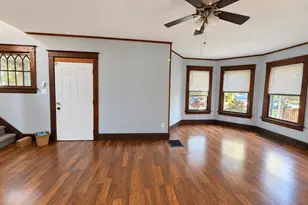 838 Hickory St, Waukegan, IL 60085 - Photo 5