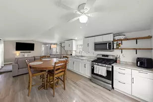129 5th Ave, Bartlett, IL 60103 - Photo 3