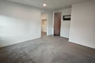 2924 N 75th Ct, Elmwood Park, IL 60707 - Photo 17