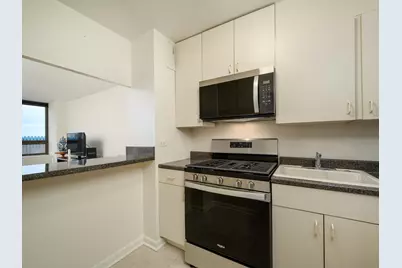 2800 N Lake Shore Drive #1911, Chicago, IL 60657 - Photo 13
