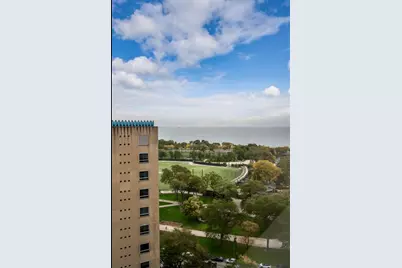 2800 N Lake Shore Drive #1911, Chicago, IL 60657 - Photo 11