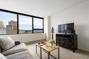 2800 N Lake Shore Dr, Chicago, IL 60657 - Photo 5