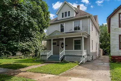 1211 4th Avenue, Rockford, IL 61104 - Photo 1