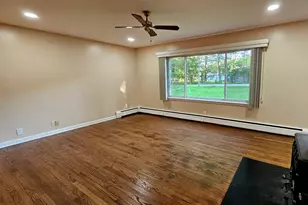 170 Hilldale Ln, Port Barrington, IL 60010 - Photo 7