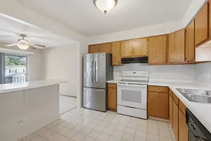 22461 Pleasant Dr, Richton Park, IL 60471 - Photo 11