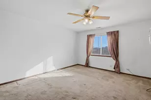 22461 Pleasant Dr, Richton Park, IL 60471 - Photo 9