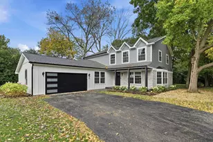 24 Kent Ct, Lincolnshire, IL 60069 - Photo 1