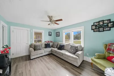1808 Hermon Avenue, Zion, IL 60099 - Photo 9