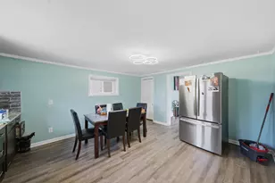 1808 Hermon Ave, Zion, IL 60099 - Photo 11