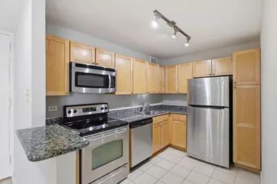 655 W Irving Park Road #4011, Chicago, IL 60613 - Photo 7