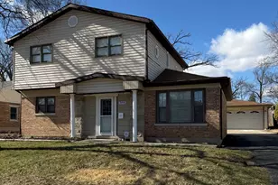 308 Oakwood St, Park Forest, IL 60466 - Photo 1