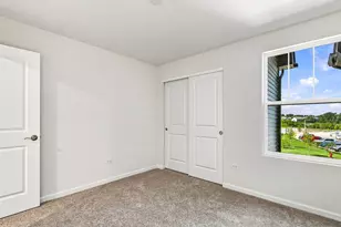 2812 Preserve Cir, Aurora, IL 60502 - Photo 11