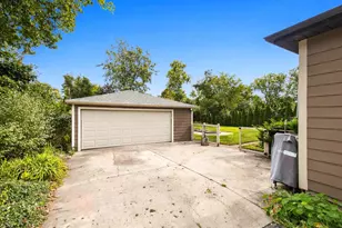 2N061 Virginia Ave, Glen Ellyn, IL 60137 - Photo 7