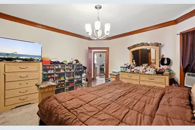 5922 N Melvina Avenue, Chicago, IL 60646 - Photo 19