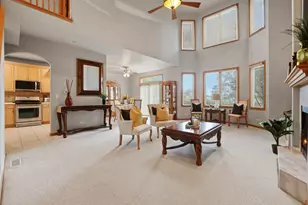 691 E Nerge Rd, Roselle, IL 60172 - Photo 3