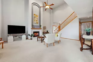 691 E Nerge Rd, Roselle, IL 60172 - Photo 5