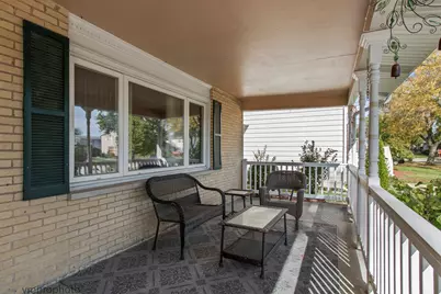 1108 S Cherrywood Drive, Mount Prospect, IL 60056 - Photo 3