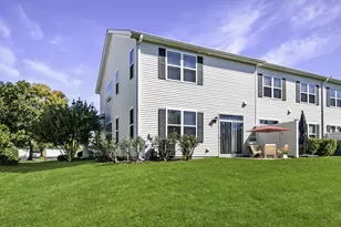 483 Dancer Ln, Oswego, IL 60543 - Photo 17