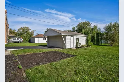 427 E End Avenue, Hillside, IL 60162 - Photo 17