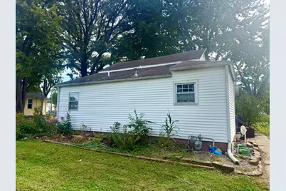 329 W Marquette Street, Princeton, IL 61356 - Photo 3