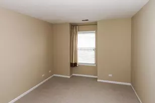449 Bay Tree Cir, Vernon Hills, IL 60061 - Photo 29