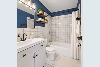 6171 N Sheridan Road #2104, Chicago, IL 60660 - Photo 9