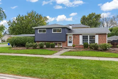 1020 S Prospect Street, Wheaton, IL 60189 - Photo 1