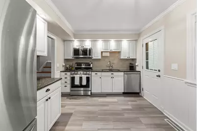 1020 S Prospect Street, Wheaton, IL 60189 - Photo 9