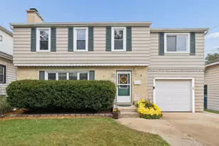 4216 149th St, Midlothian, IL 60445 - Photo 1