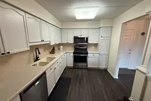 5 S Pine St, Mount Prospect, IL 60056 - Photo 11