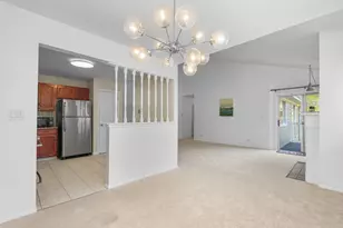 607 Eastview Ct, Schaumburg, IL 60194 - Photo 7