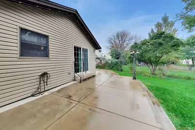 63 Lockman Circle, Elgin, IL 60123 - Photo 37