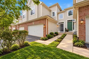 1905 Maureen Dr, Hoffman Estates, IL 60192 - Photo 1