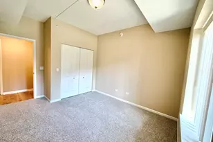 855 E 22nd St, Lombard, IL 60148 - Photo 13