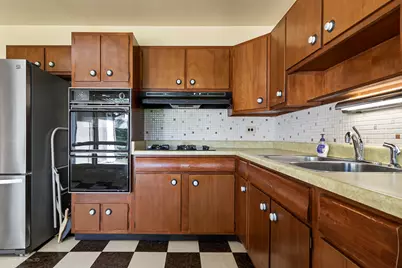 1680 Pierce Road, Hoffman Estates, IL 60169 - Photo 9