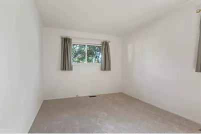 1680 Pierce Road, Hoffman Estates, IL 60169 - Photo 15