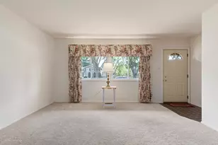 1680 Pierce Rd, Hoffman Estates, IL 60169 - Photo 5