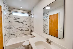 1015 Wilson Ave, Wheaton, IL 60189 - Photo 17